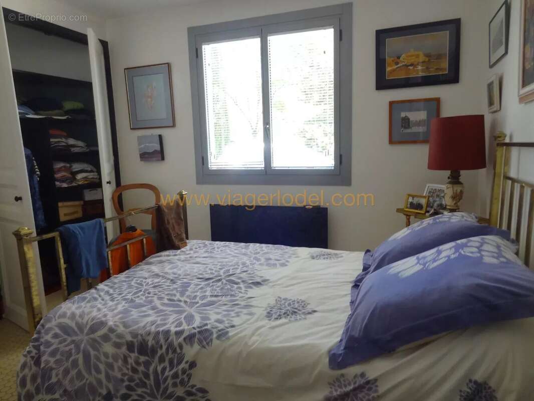 Maison à SAINT-CLEMENT-DE-RIVIERE