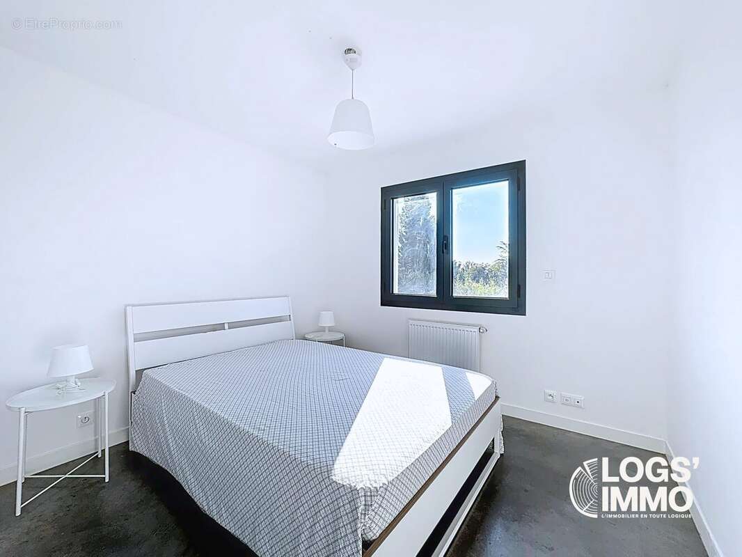 Maison à VILLENAVE-D&#039;ORNON