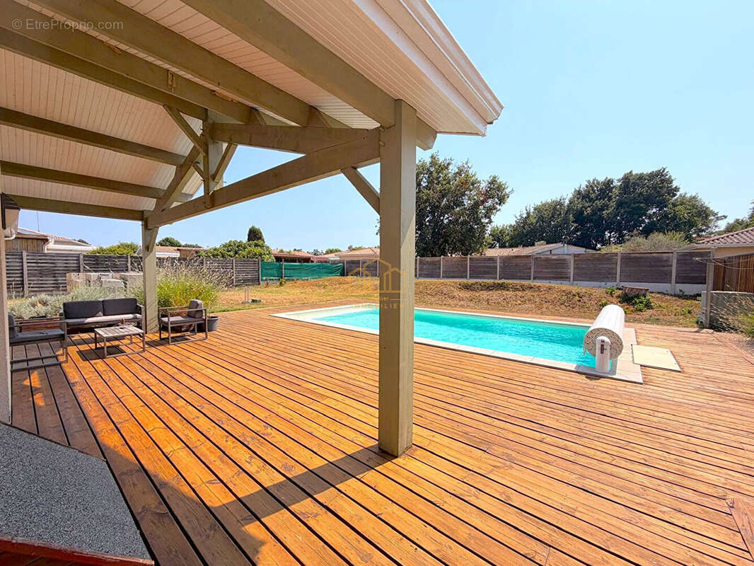 Maison T5 avec garage et piscine à vendre à Audenge - photo 3