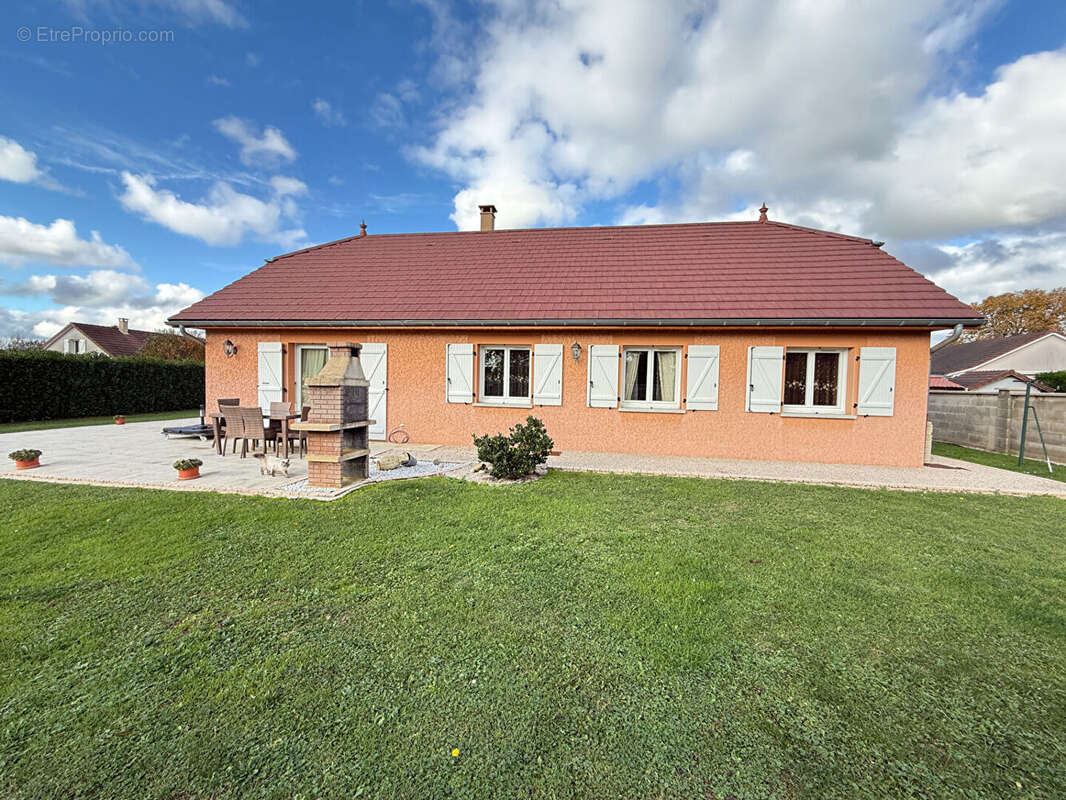 Maison / 4 pièces / 3 chambres / 106 m² - photo 2