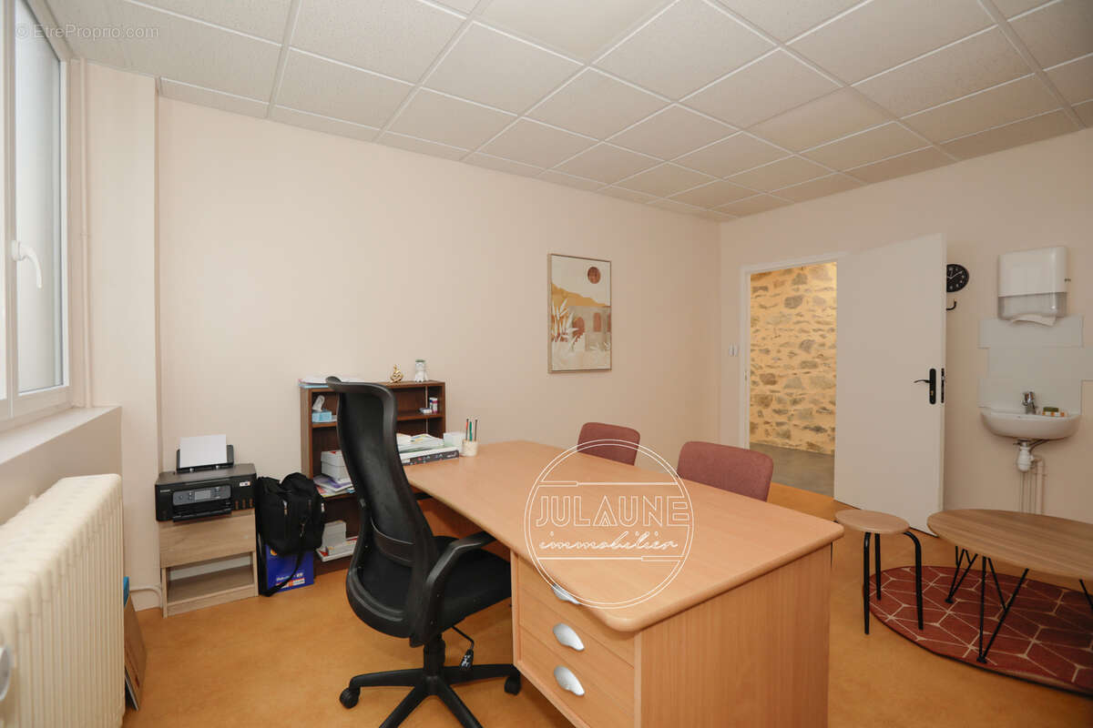 Immeuble de rapport aux multiples possibilités   Secteur Gare des Charentes - photo 6