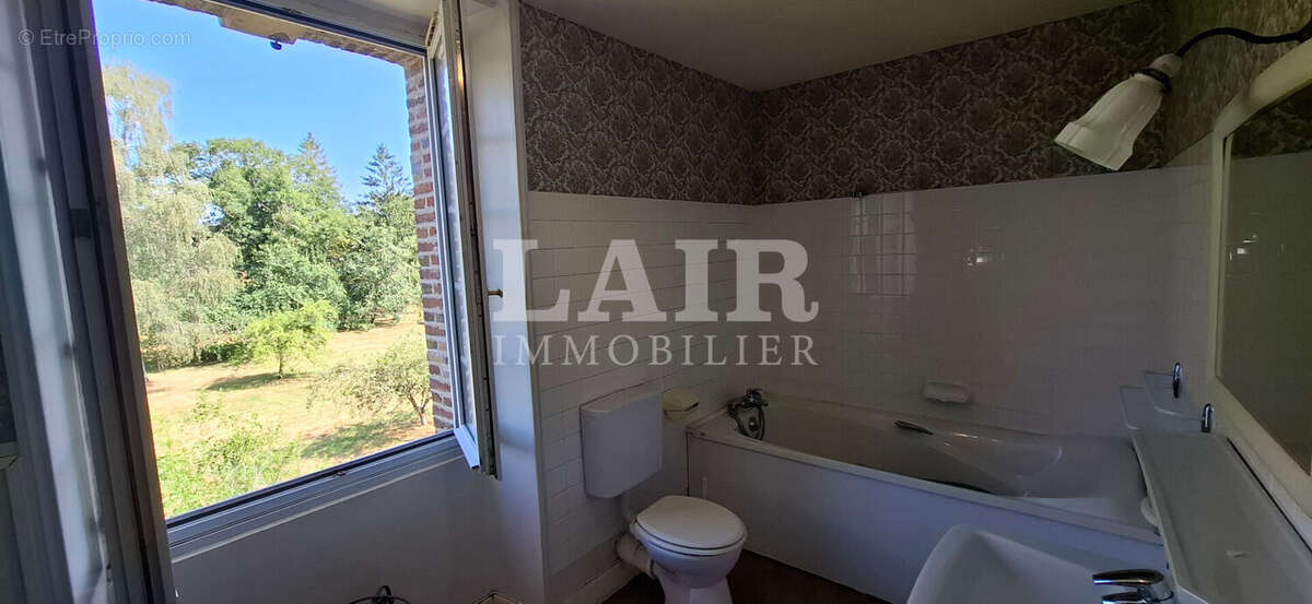 Maison de Maître et ancien presbytère - Ref S15421 - photo 9