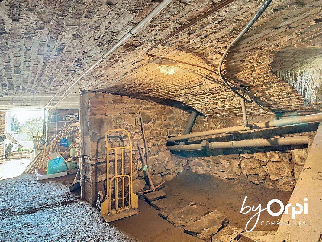 Maison à SAINT-MAURICE-PRES-PIONSAT