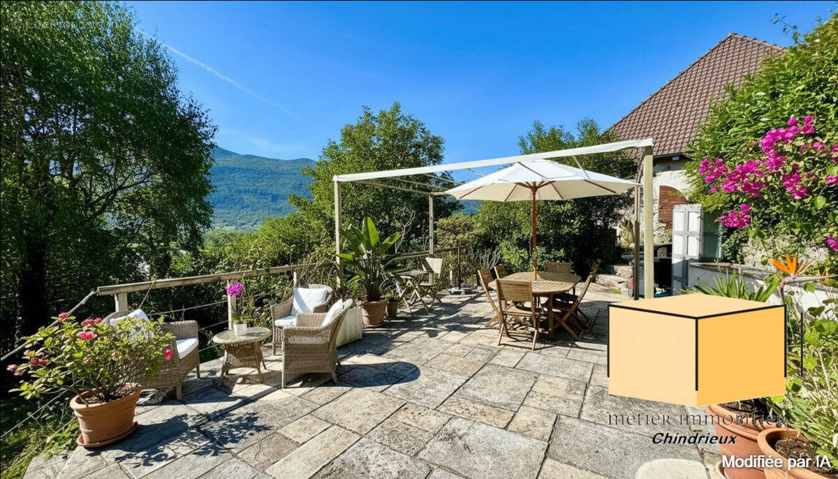 Maison à SERRIERES-EN-CHAUTAGNE