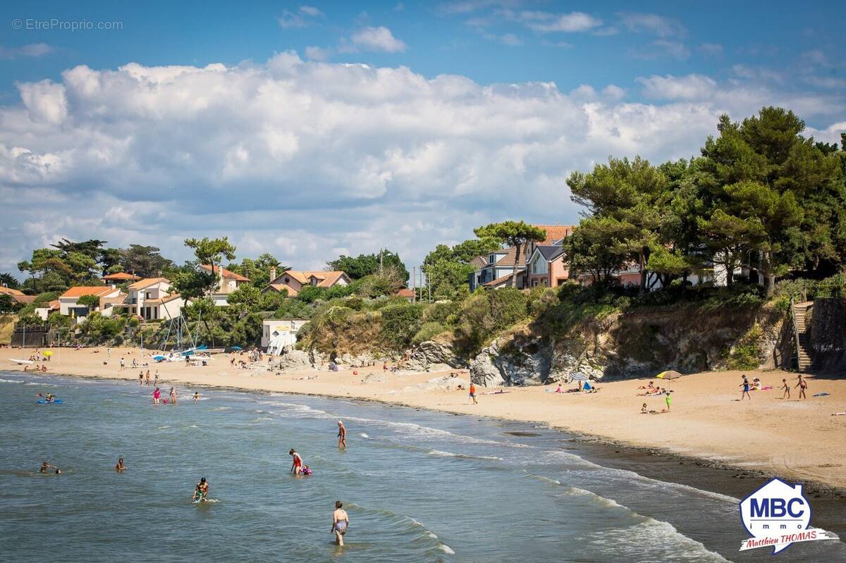 Terrain à LA PLAINE-SUR-MER
