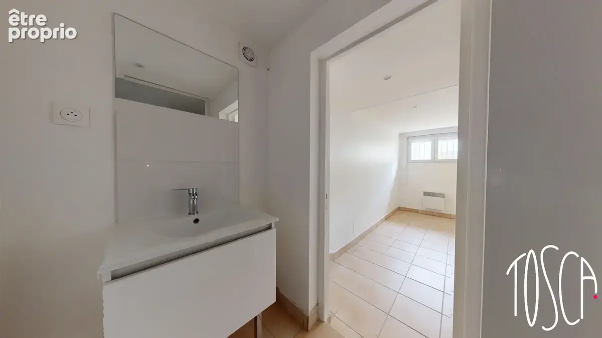 EXCLUSIVITE - CHOISY LE ROI - 2 pièces avec entrée indépendante de 32 m² - photo 8