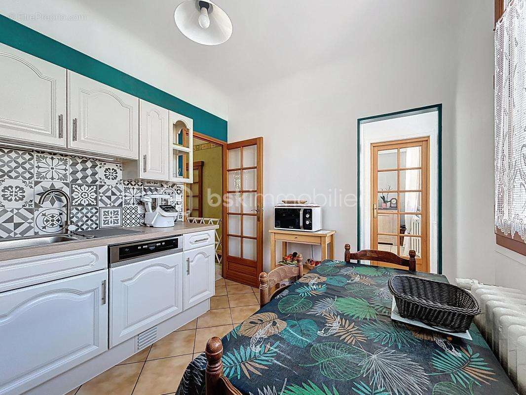 Maison à CORBEIL-ESSONNES