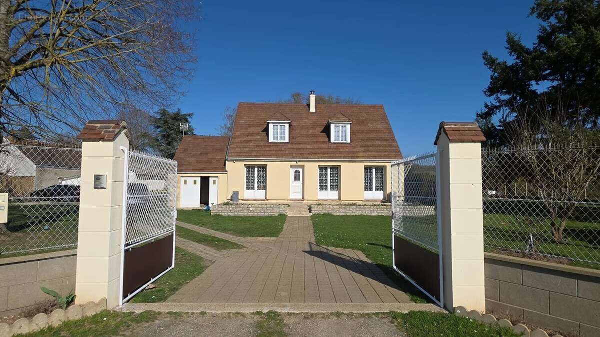 Maison à NOGENT-LE-ROI