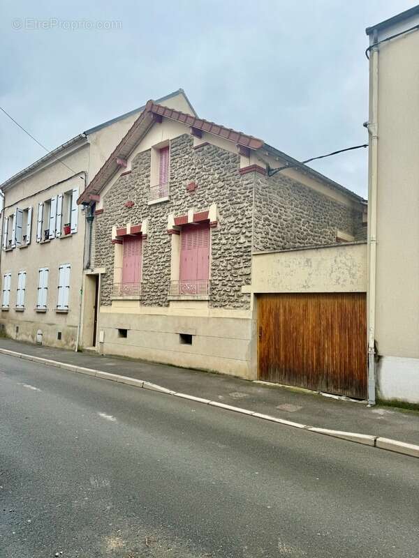 Maison à MEAUX