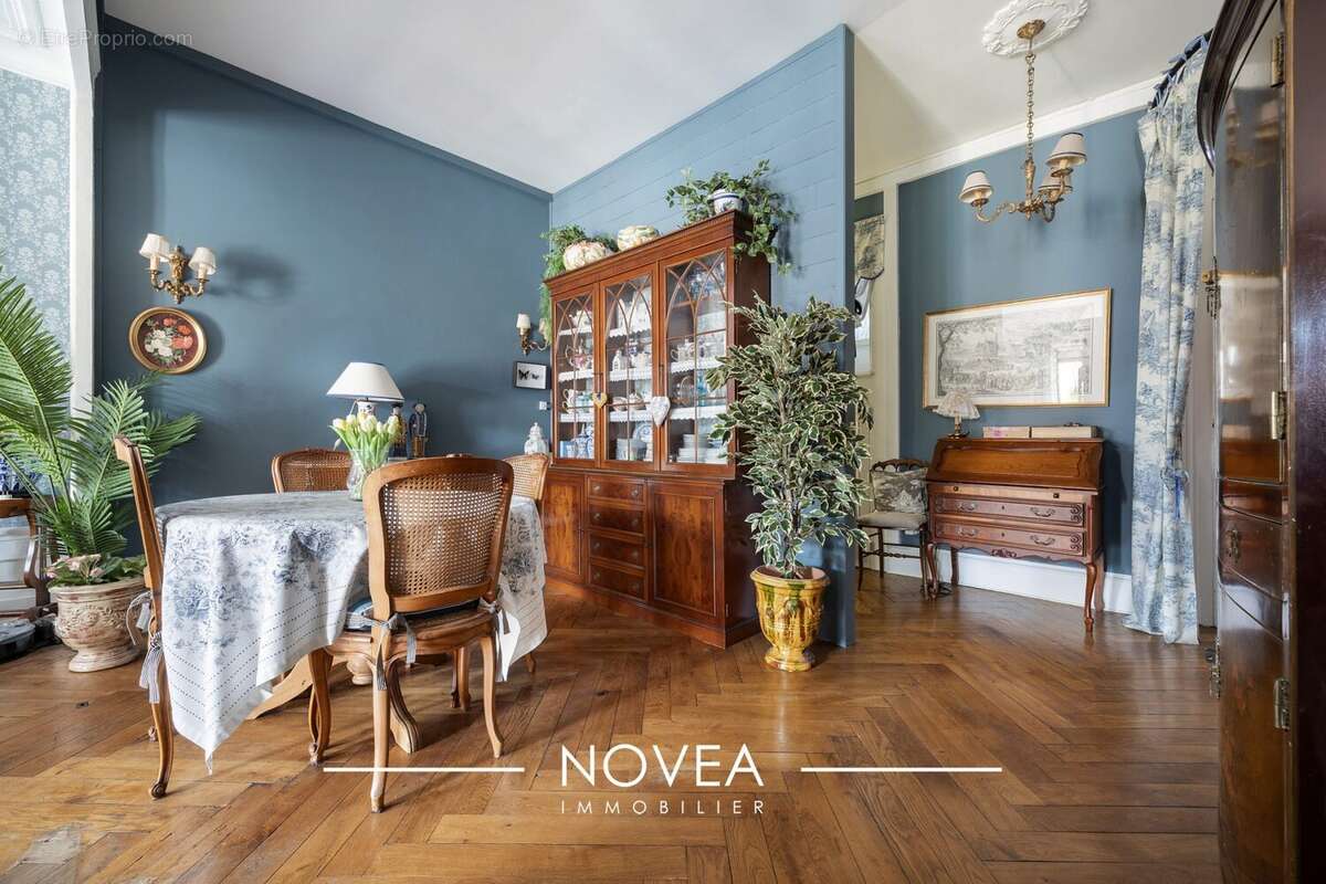 Appartement à LYON-6E