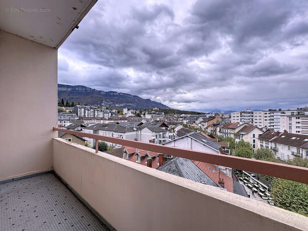 Appartement à AIX-LES-BAINS