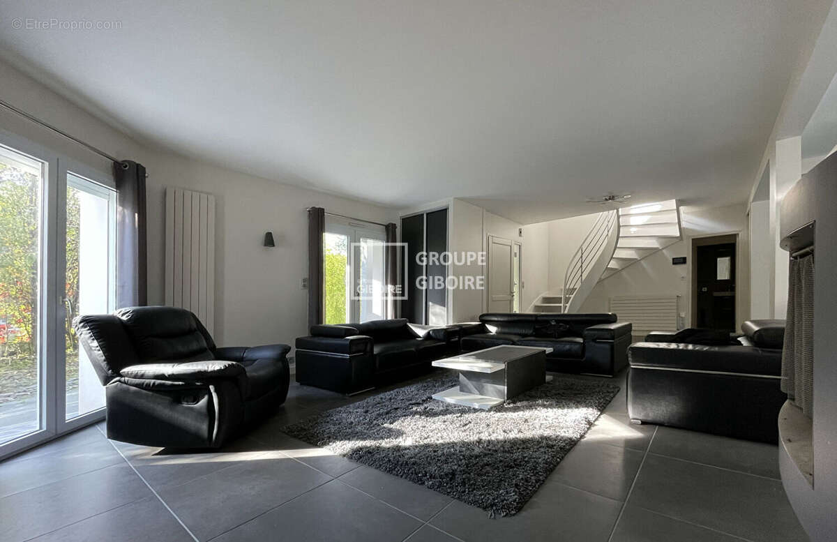 Maison à SAINT-GREGOIRE