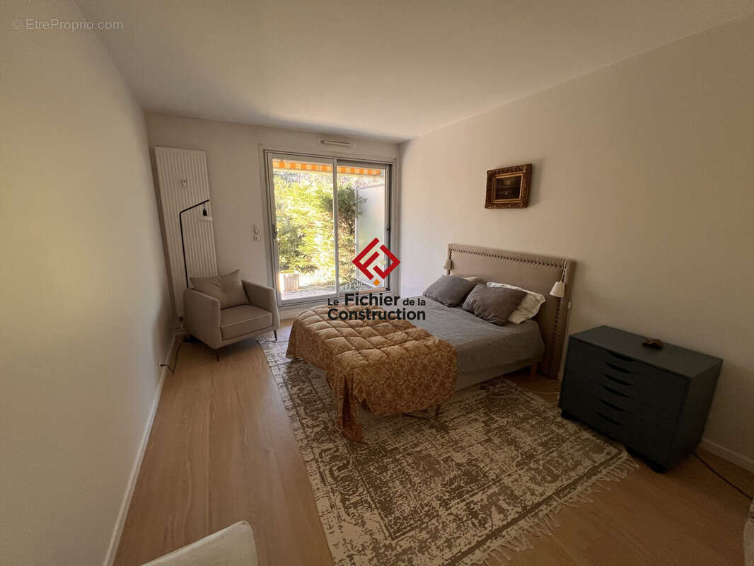 Appartement à MEYLAN
