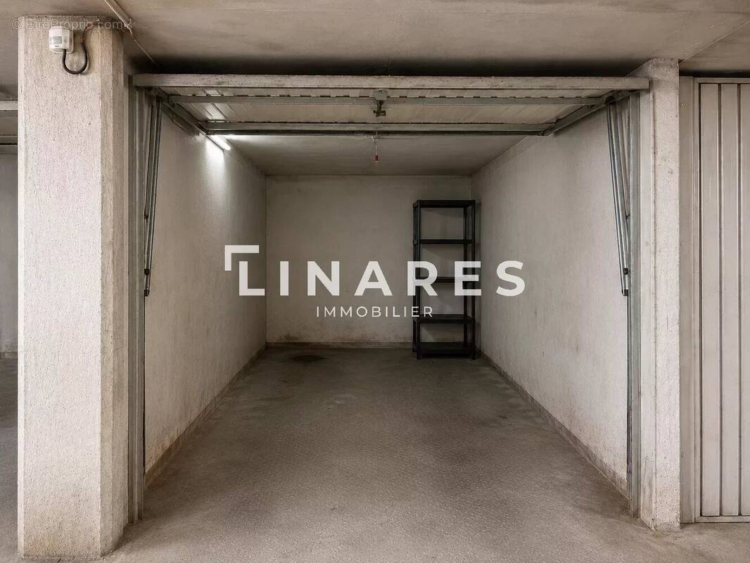 Parking à MARSEILLE-7E