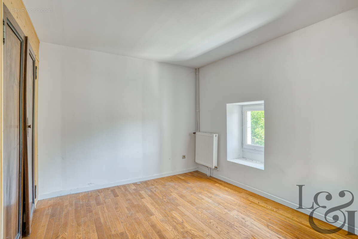 Maison en pierre à vendre à Dausse - photo 13