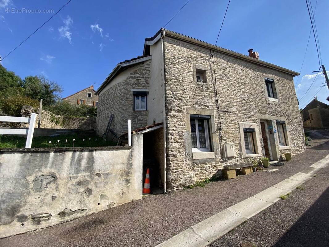 Jolie maison de village - photo 1