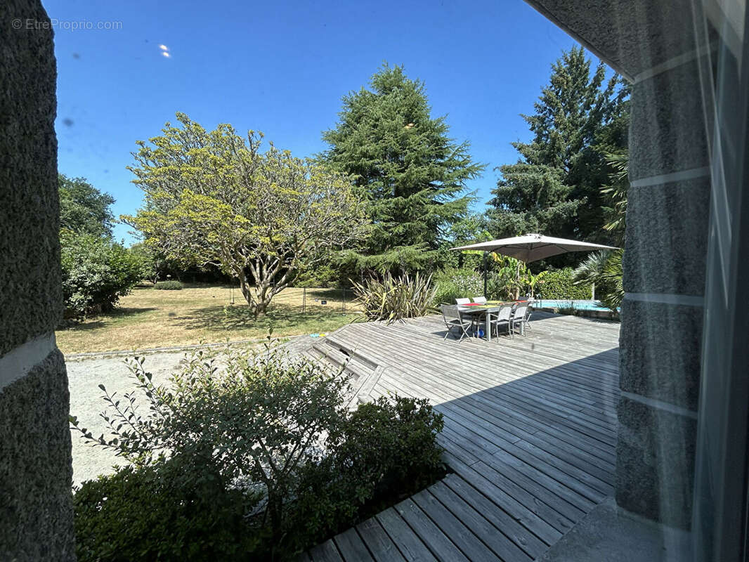 Élégante propriété familiale avec parc paysager, piscine et prestations haut de gamme - Quimper - photo 6