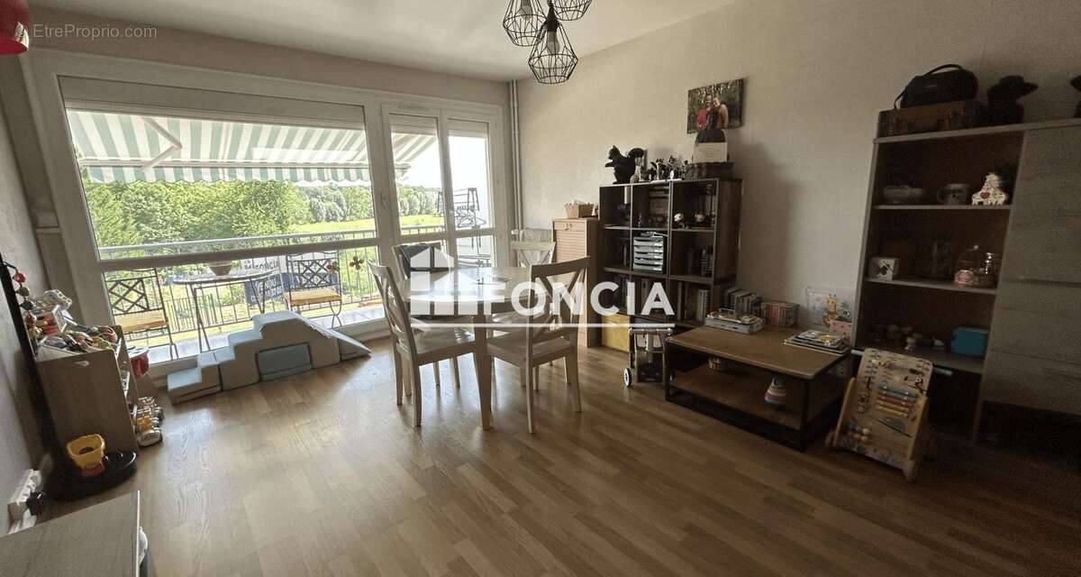 Appartement à LUISANT
