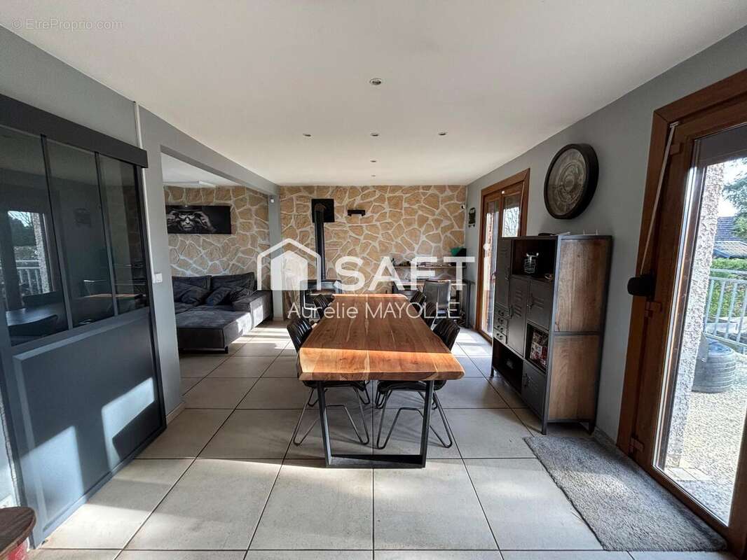 Photo 2 - Maison à AVION