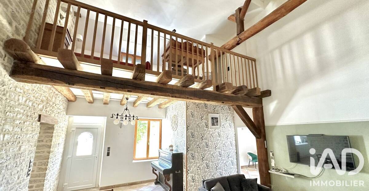 Photo 1 - Maison à BAYEL