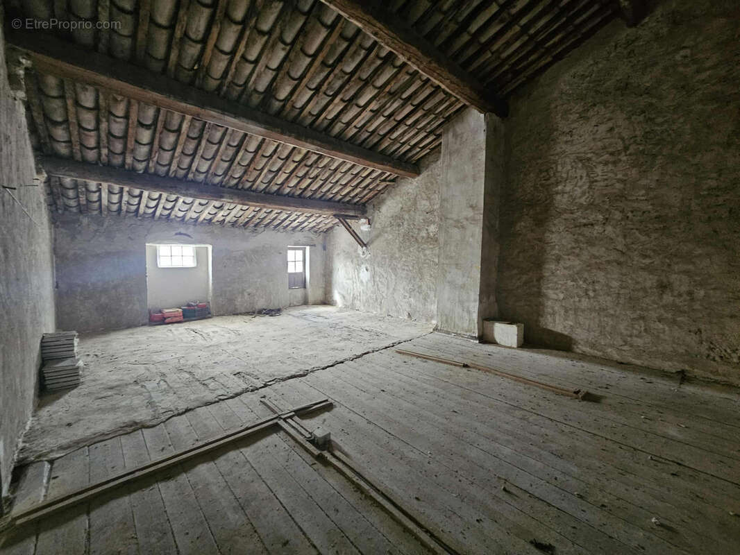 Maison à VENTENAC-EN-MINERVOIS