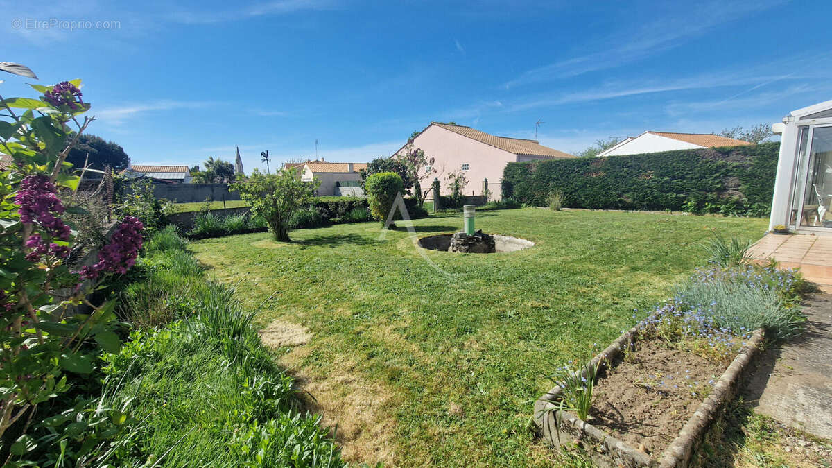 Maison à GROSBREUIL