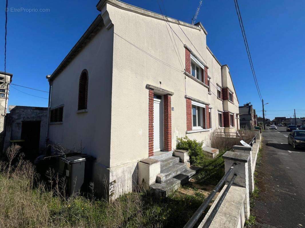 Maison à TERGNIER
