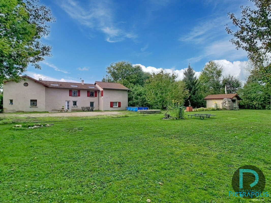 Maison à CONDEISSIAT