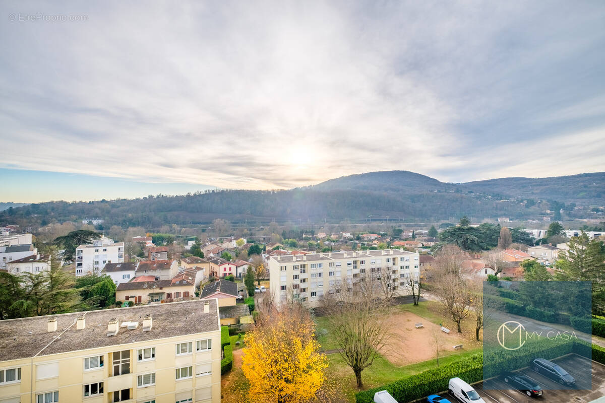Appartement à FONTAINES-SUR-SAONE