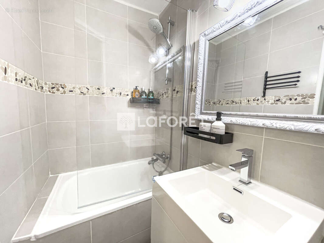 Appartement T2 meublé à Valence - photo 5