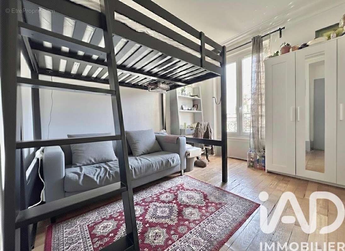 Photo 2 - Appartement à PARIS-18E
