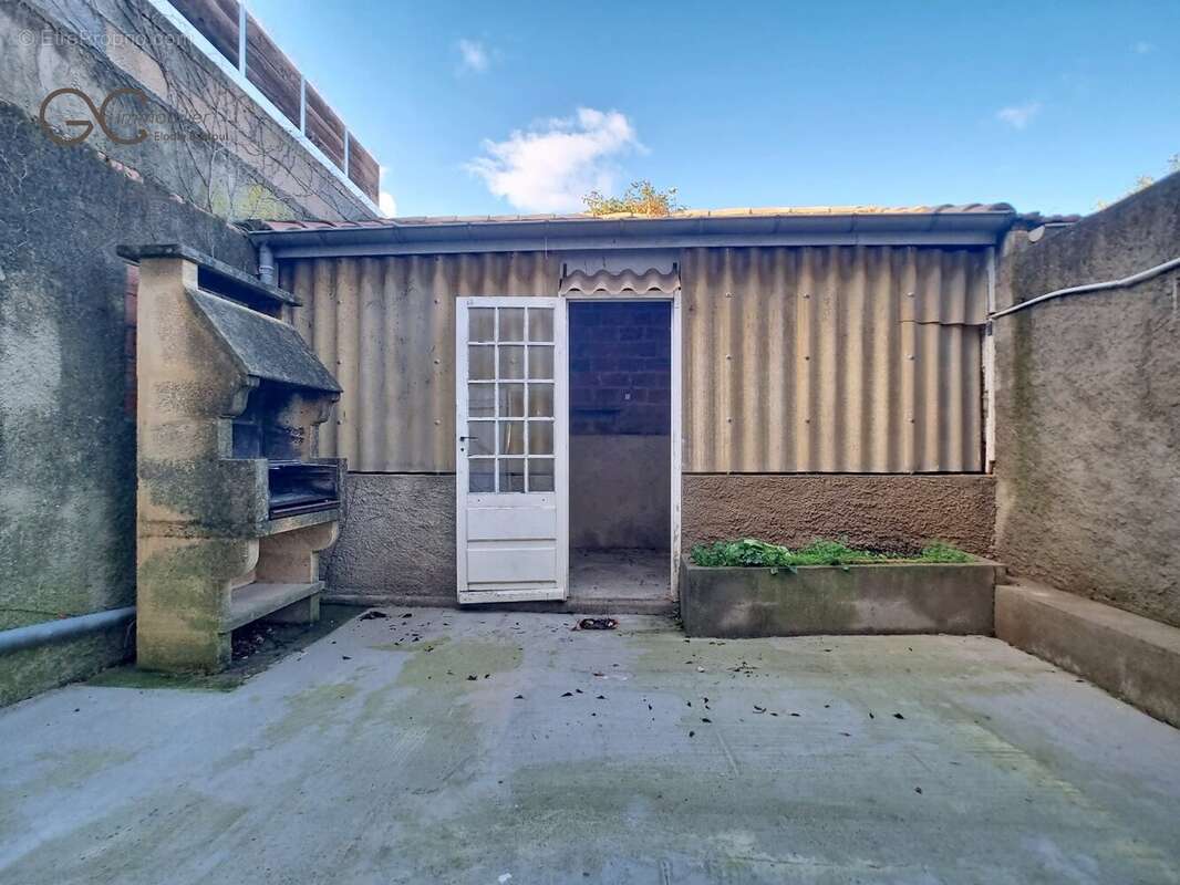 Maison à SAINT-CHINIAN