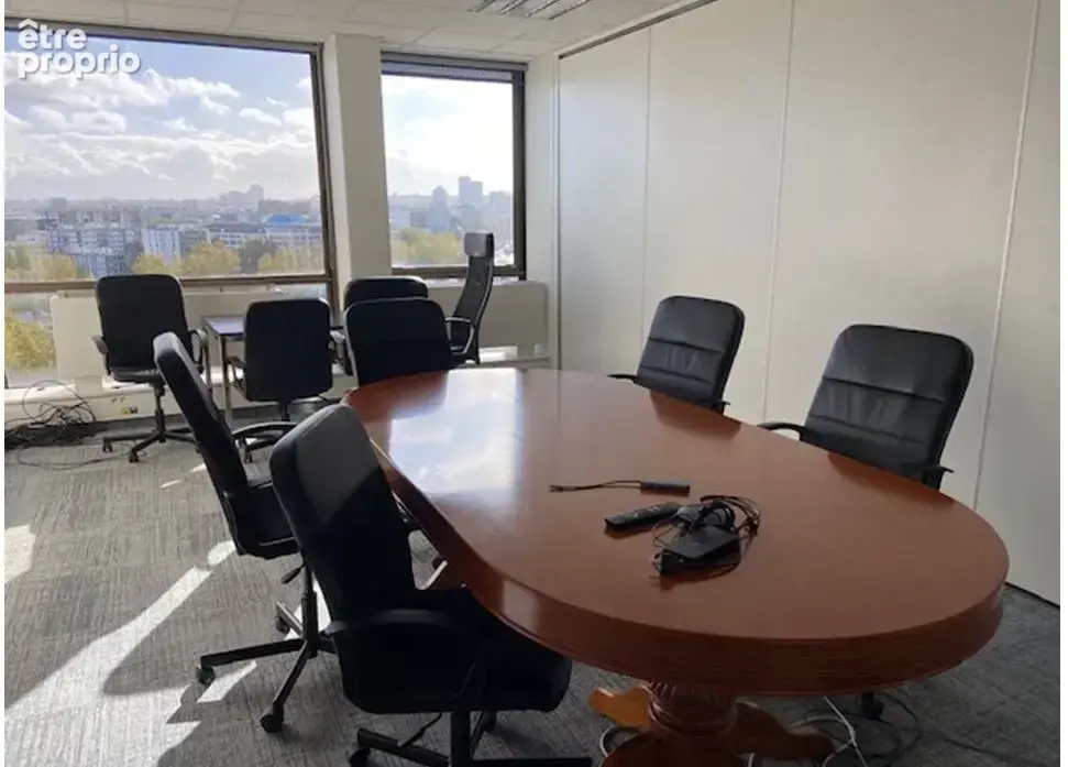 Bureaux occupés à vendre de 513 m² en excellent état avec belle vue sur Paris - photo 5
