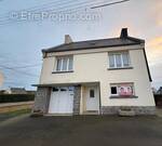 Maison à PLEYBER-CHRIST