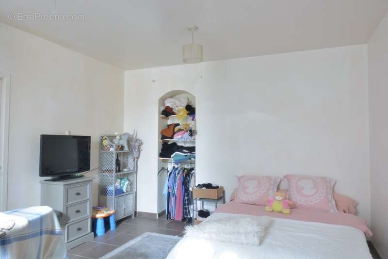 Maison à LES EGLISOTTES-ET-CHALAURES