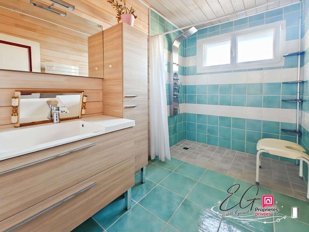Maison ossature bois de plain-pied - Accessible PMR -118 m² --Terrain 1 500 m² - DPE B - photo 14