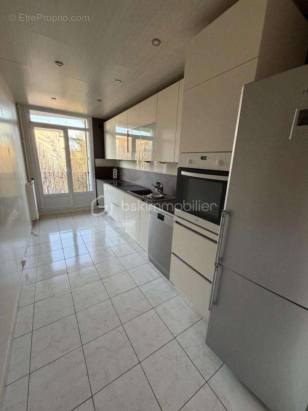 Appartement à BALLAINVILLIERS