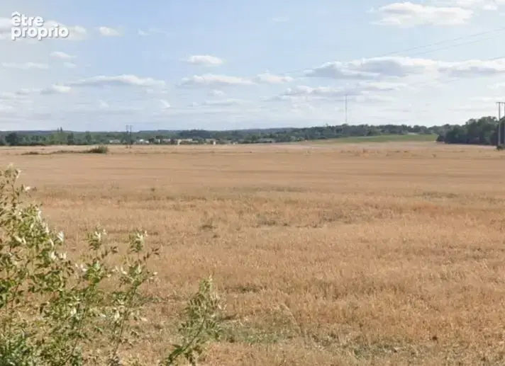 Terrain à SAUBENS