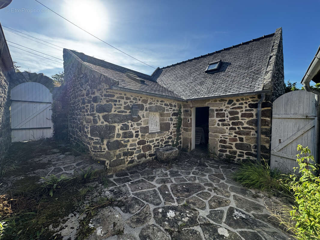 Maison à ROSCANVEL