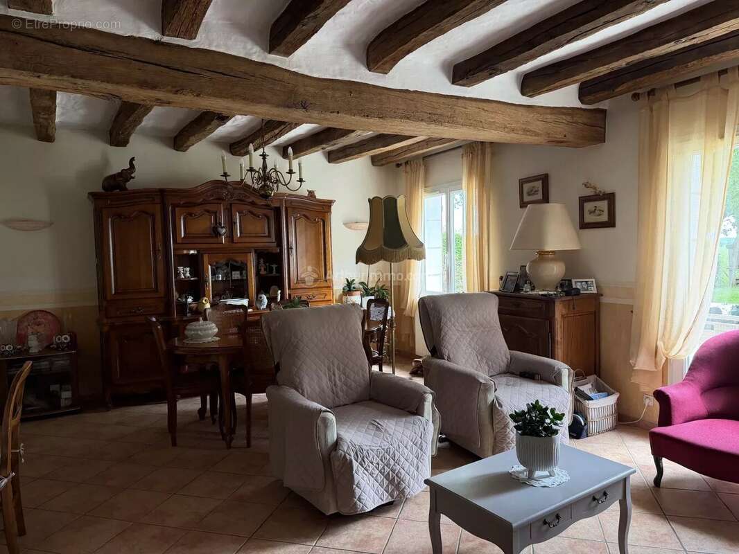 Maison à MARRAY