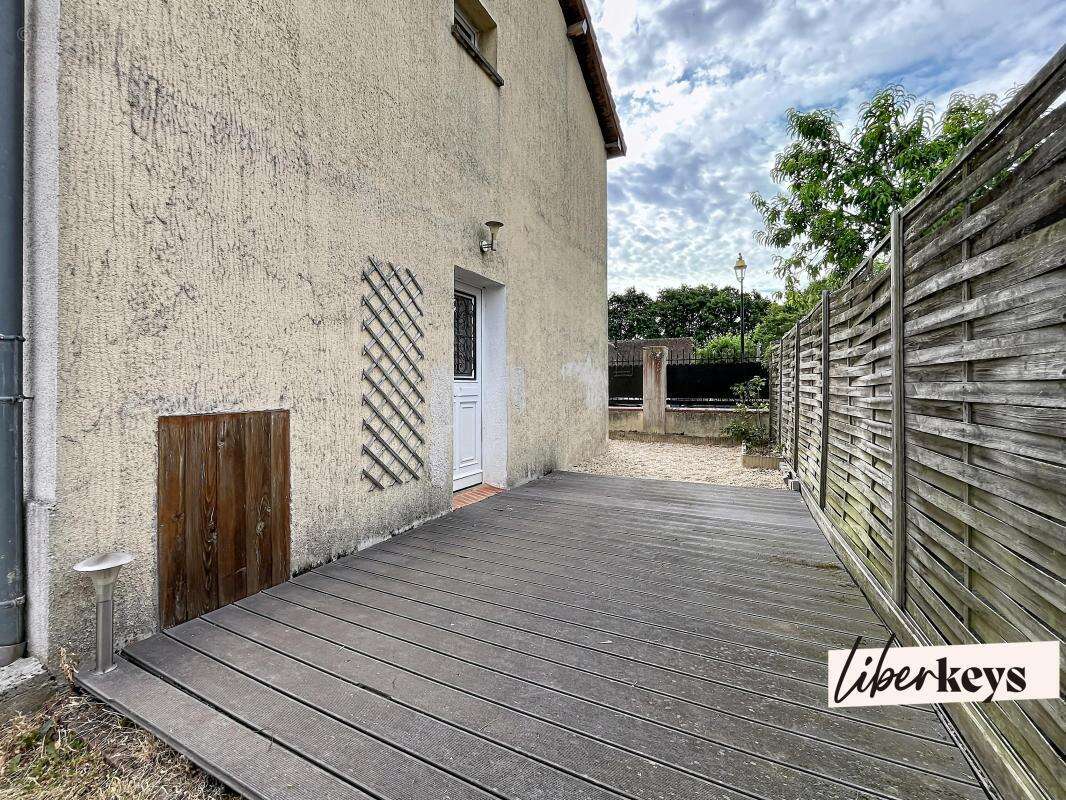 Maison 3 chambres avec jardin centre ville de Damville - photo 15