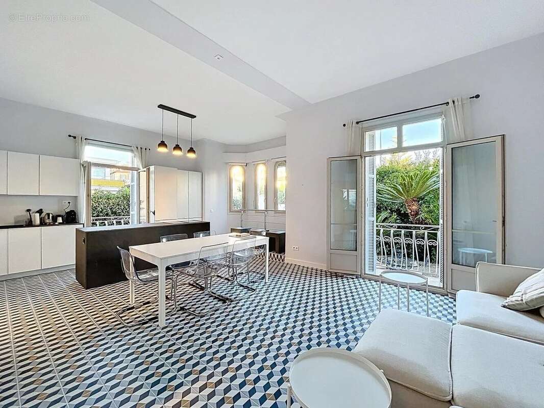 Appartement à NICE