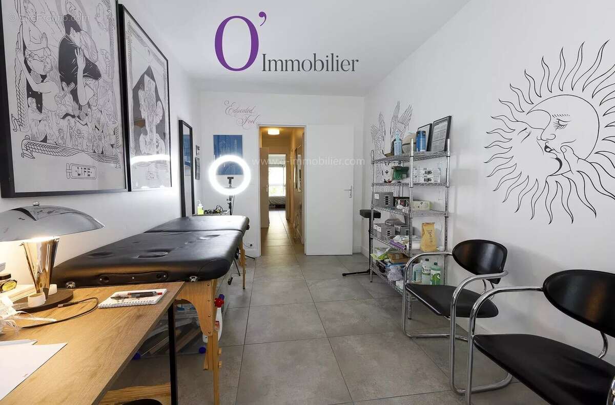 Appartement à PARIS-20E