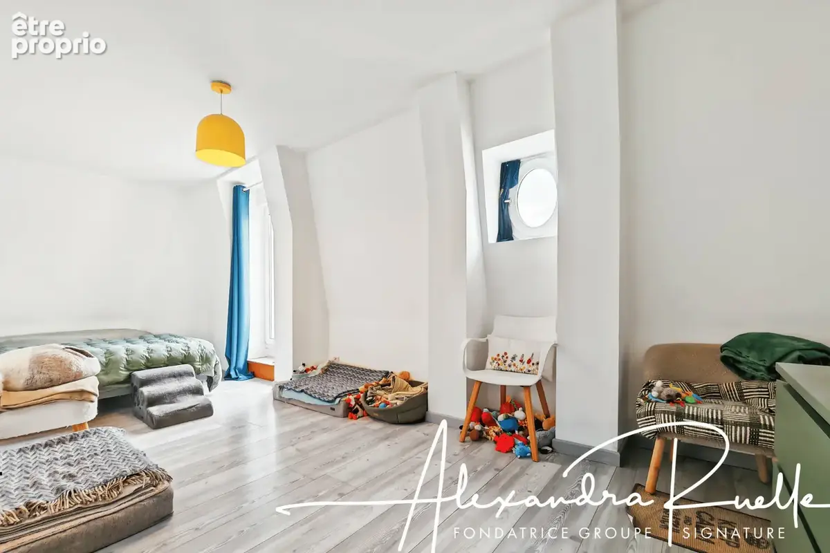Centre ville appartement avec terrasse, ascenseur et parking privatif - photo 6