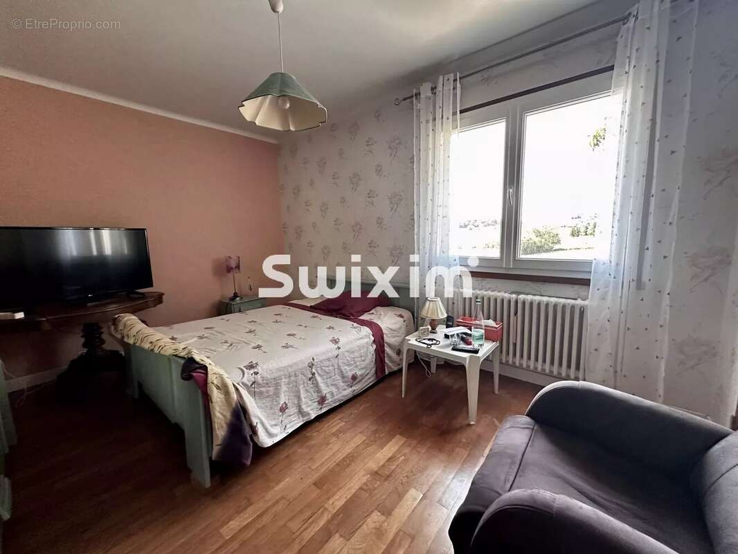 Maison à LONS-LE-SAUNIER