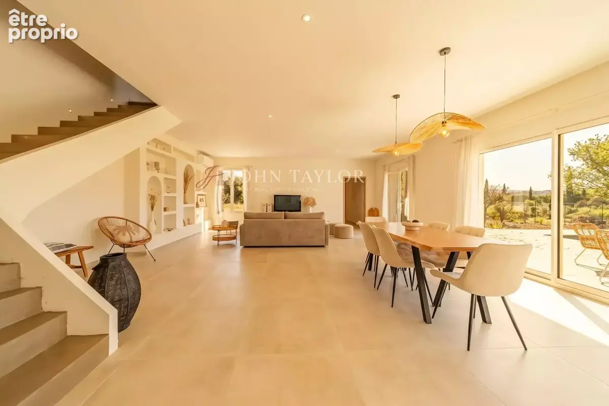 Superbe villa en pierre clé en main à vendre à Gordes – Luberon - photo 5