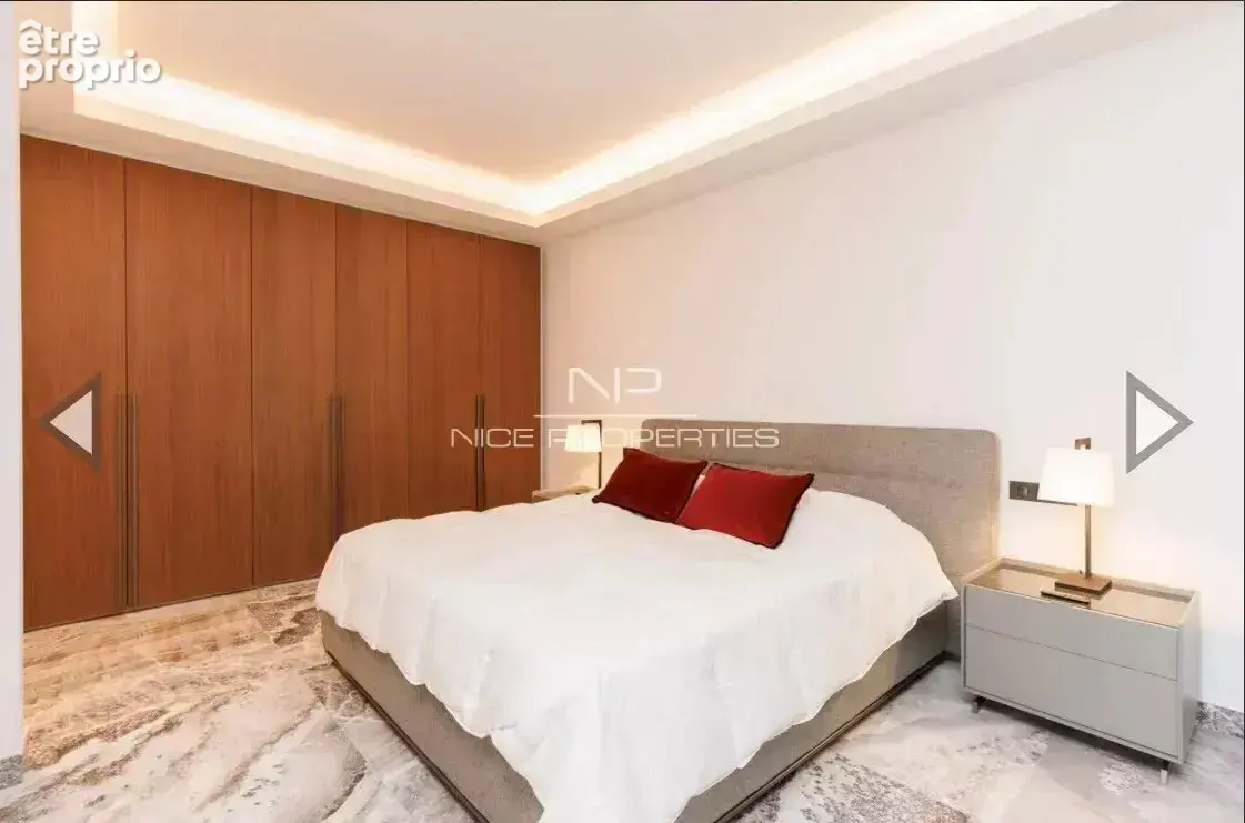 Cannes, appartement de 220 m² avec terrasse de 110 m² et garage sur le Croisette - photo 13