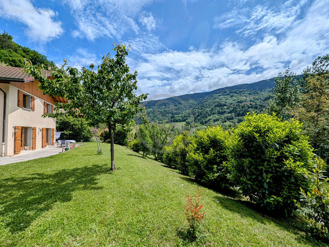 Maison à SAINT-PIERRE-D'ALLEVARD