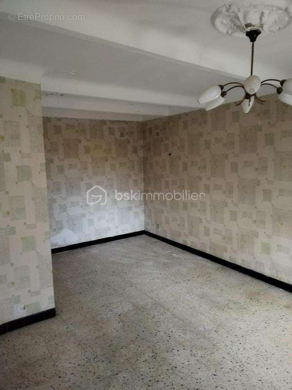 Maison à MALEMORT-DU-COMTAT