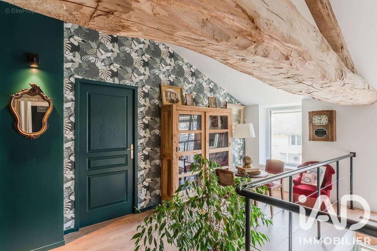 Maison 438 m² à Arbigny  - photo 8